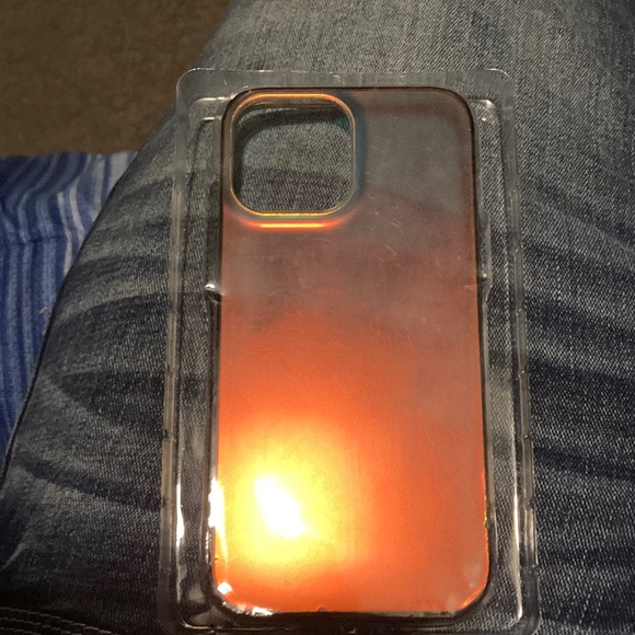 Rose gold IPhone 13 Pro Max case - Picture 1 of 4